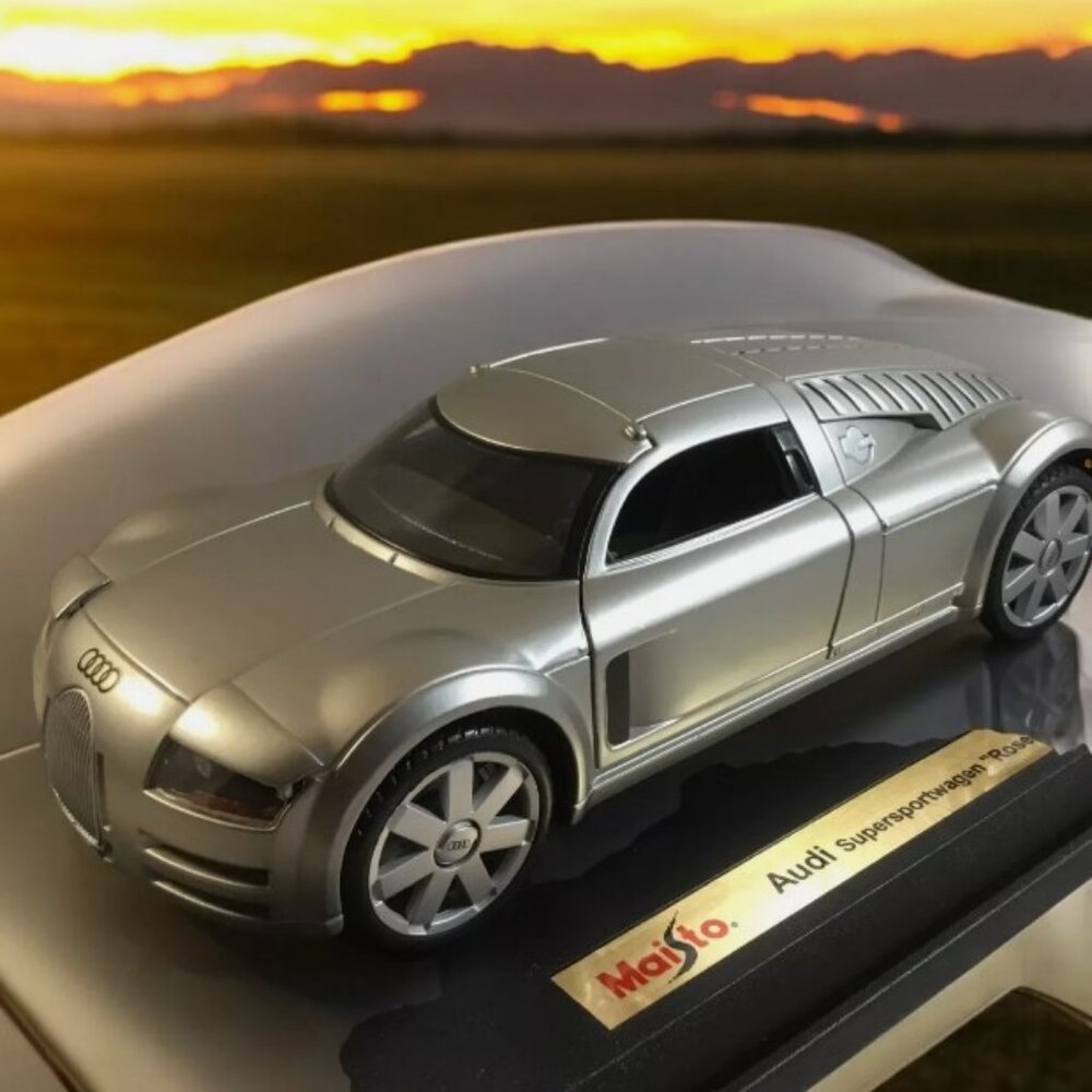 Audi Super sportwagen "Rosemeyer" 1/18 scale diecast metal car by Maisto w/Box